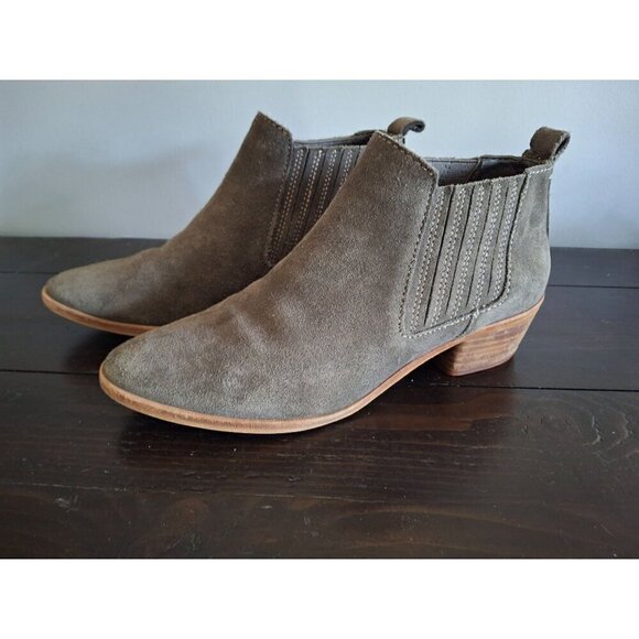 Dolce Vita Kadie Gray Suede Chelsea Ankle Bootoe/Pre-owned, Sz. 8 - Picture 1 of 9